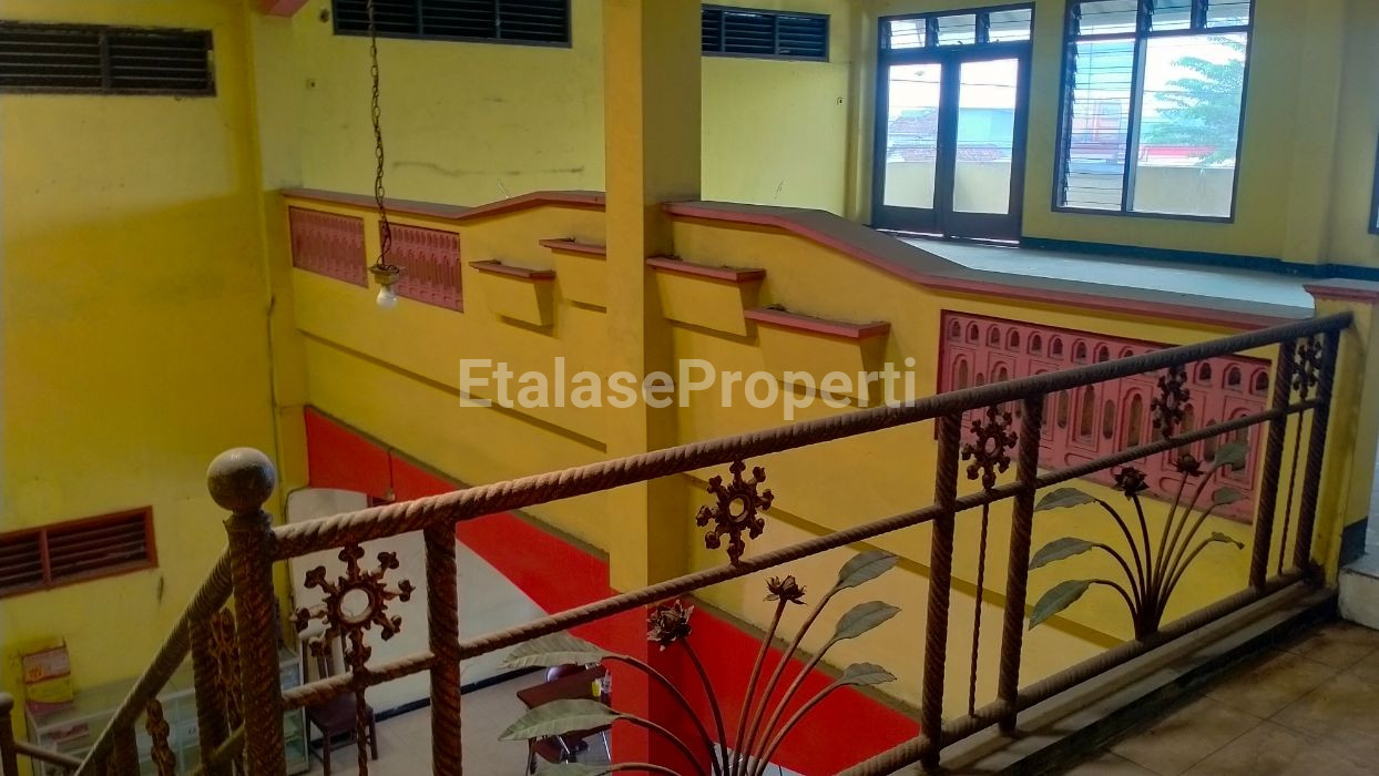 Foto properti Dijual Ex.Rumah Makan 3