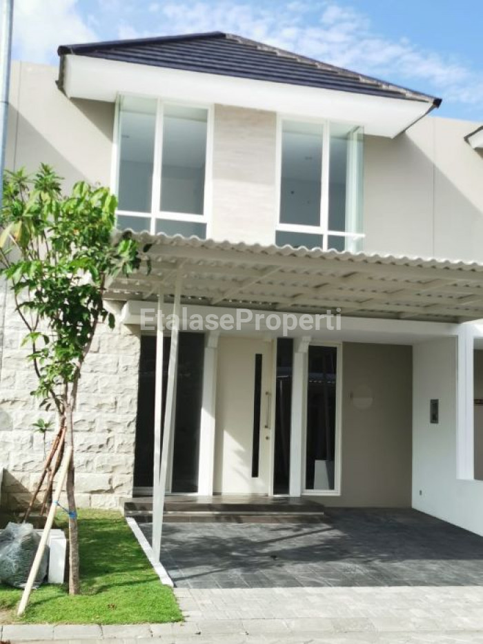 Foto properti Disewakan Rumah GreenLake 1