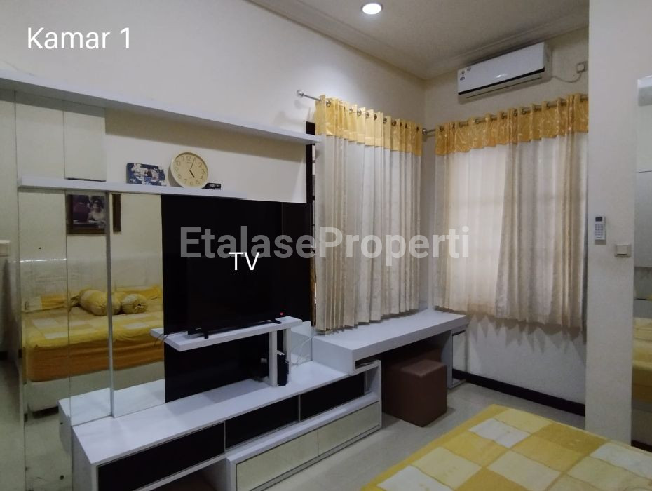 Foto properti DIJUAL Rumah Lokasi Elit Galaxi Bumi Permai 8