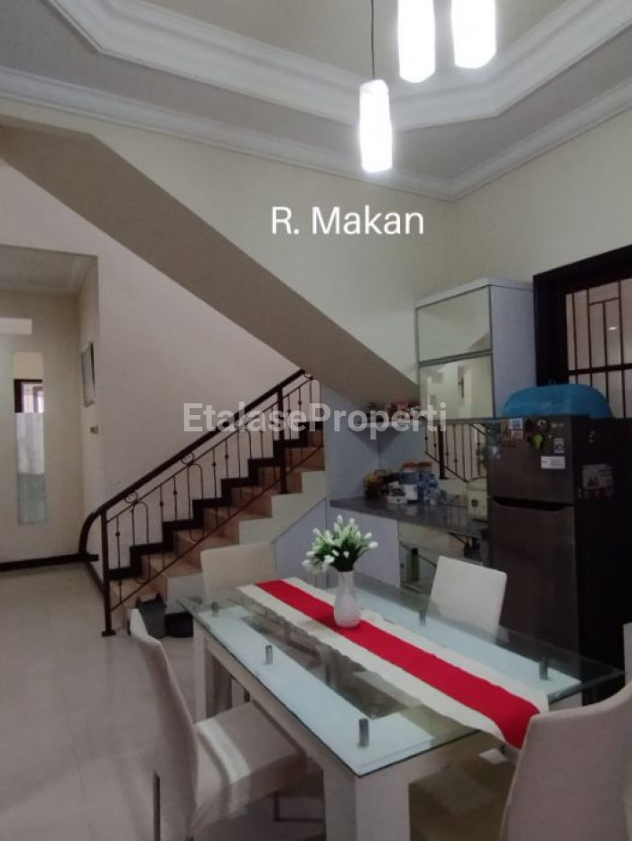 Foto properti DIJUAL Rumah Lokasi Elit Galaxi Bumi Permai 10