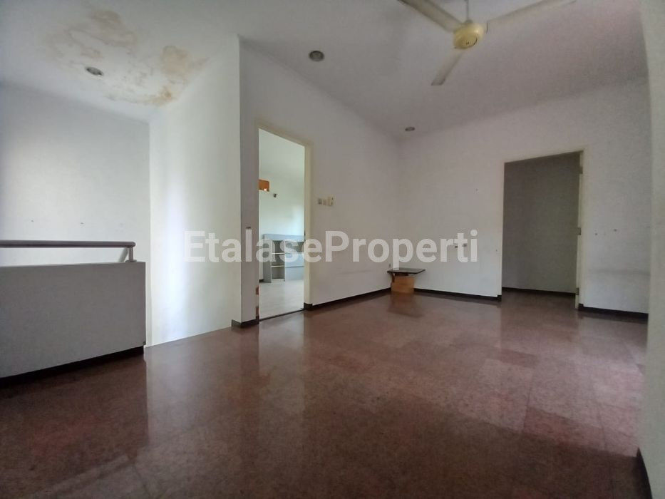 Foto properti Rumah Unimas Garden Regency Full Furnish Baru Siap Huni Di Sidoarjo 8