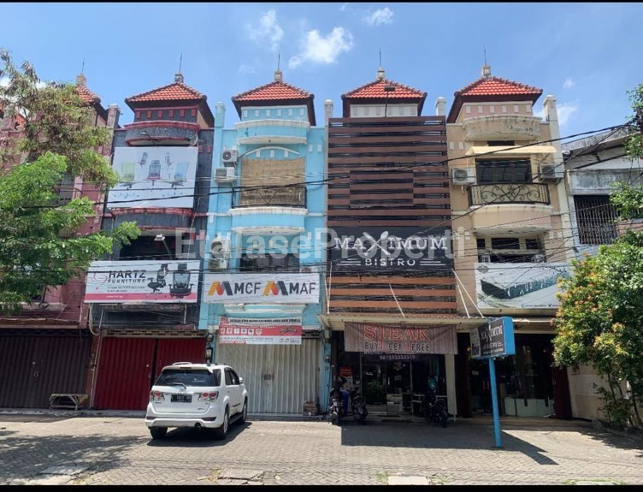 Foto properti Dijual Ruko Strategis 3 Lantai  Nol Jalan Raya  Ngagel Jaya 1
