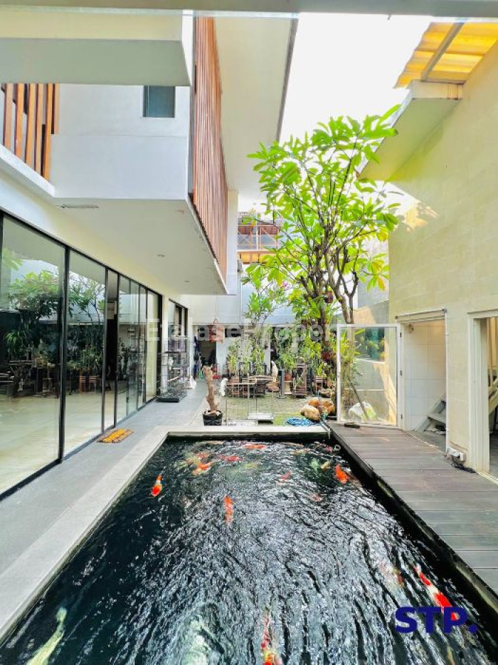 Foto properti Turun Harga - Rumah Mewah Graha Natura Fully Furnished 5