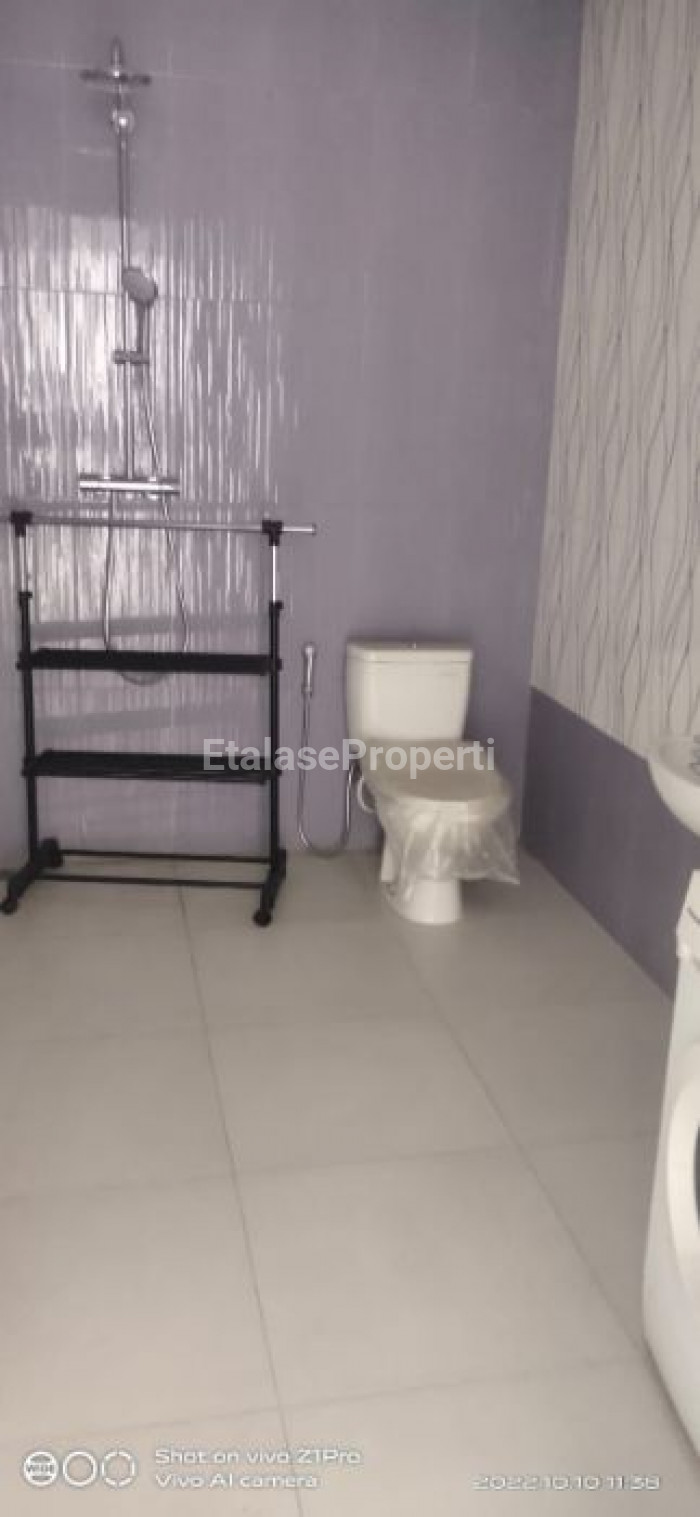 Foto properti Dijual Rumah 2 Tingkat Lux  Pusat Kota. Jl. Rinjani 2