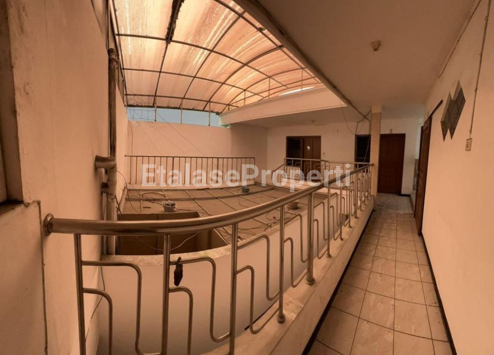 Foto properti Dijual Rumah Usaha Di Jalan Seruni 4