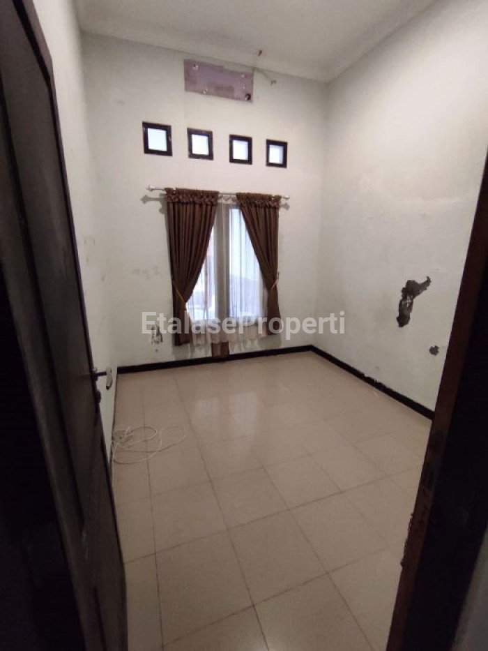 Foto properti Rumah Pandugo Baru Homy Dan Lingkungan Nyaman Siap Huni Di Surabaya Timur 5