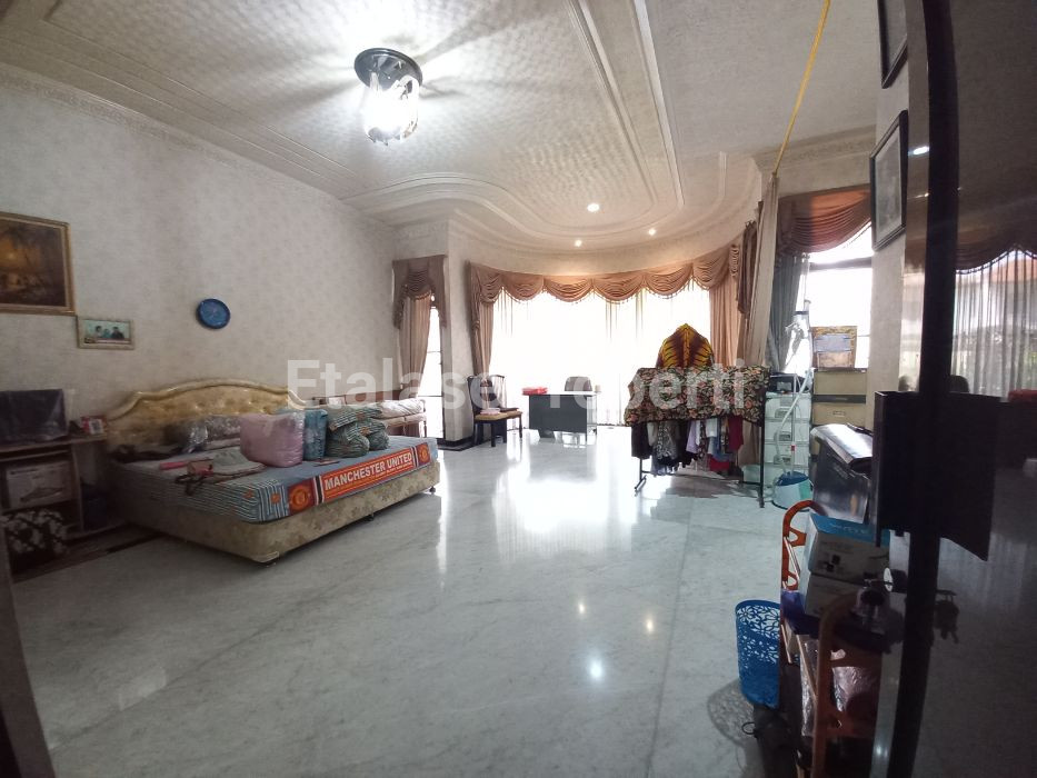 Foto properti Dijual Rumah Margorejo Indah 8