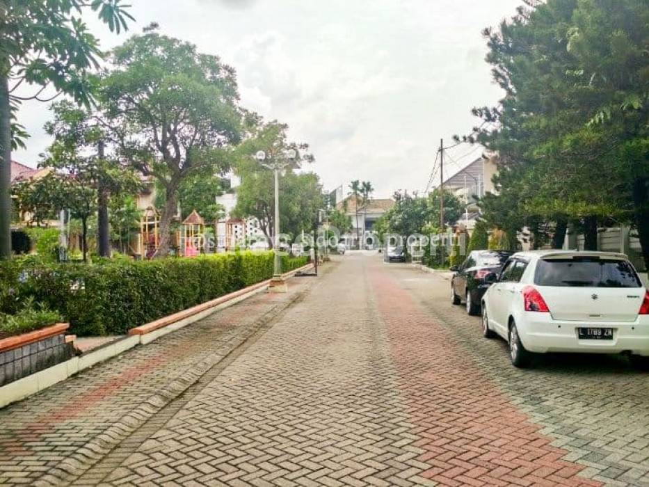 Foto properti Dijual Rumah Margorejo Indah Surabaya Selatan 3