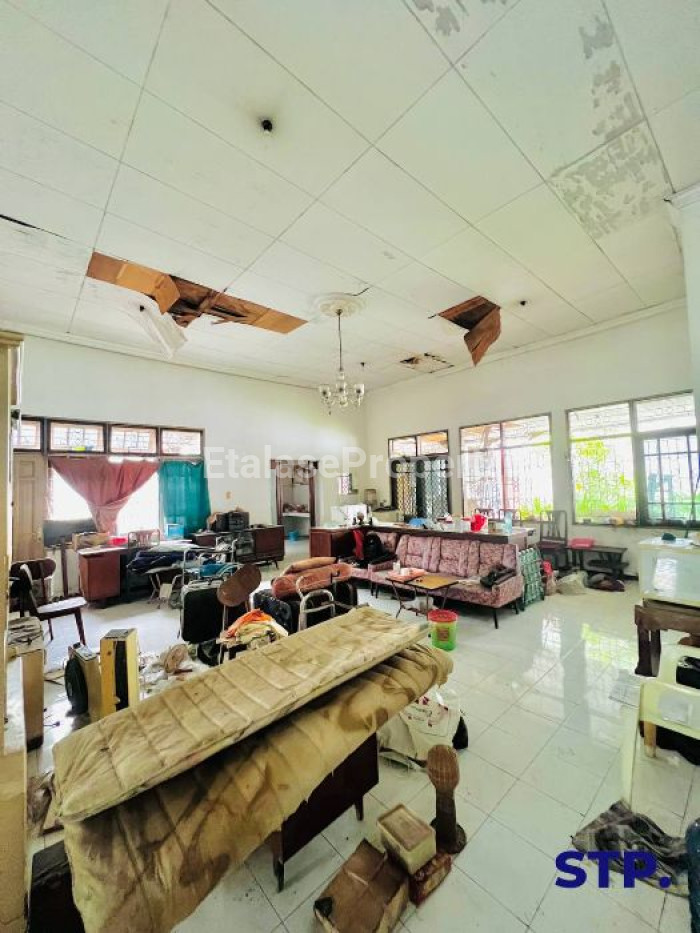 Foto properti Rumah Hitung Tanah Manyar Indah 2