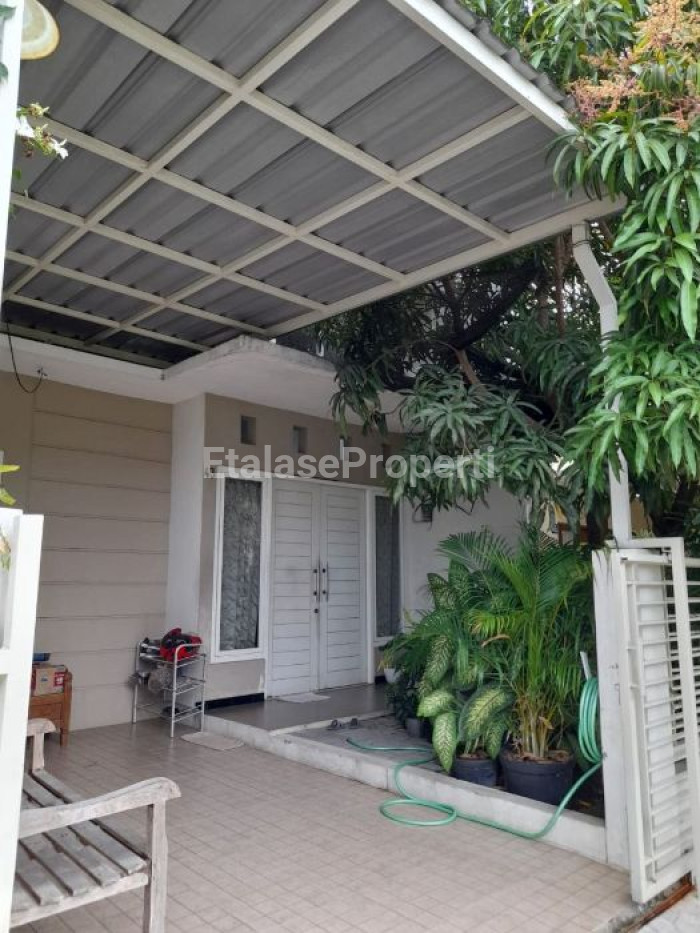 Foto properti Turun Harga! Rumah 1 Lantai  Di Medayu Sentosa Rungkut One Gate System 6