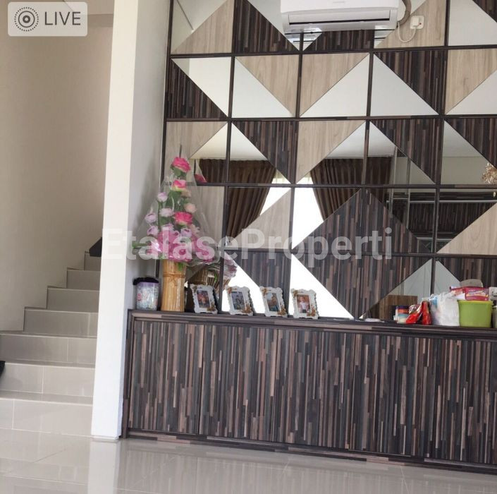 Foto properti Rumah Full Furnish Royal Residence 2