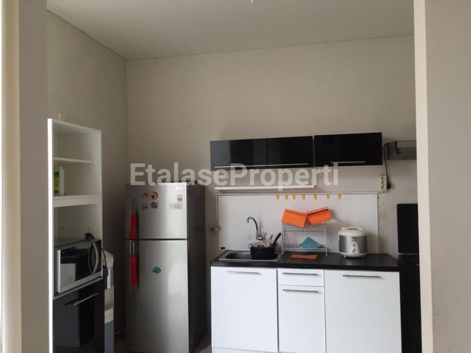 Foto properti Di Sewakan Rumah Pakuwon Indah Granada 6