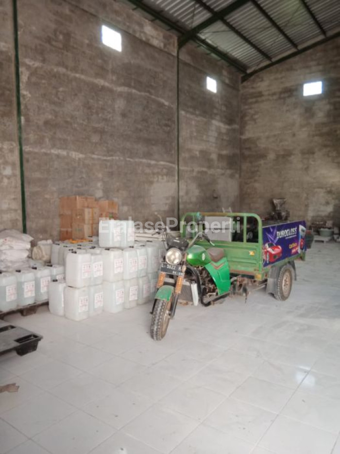 Foto properti DIJUAL Gudang Untuk Usaha Di Gunung Anyar 2