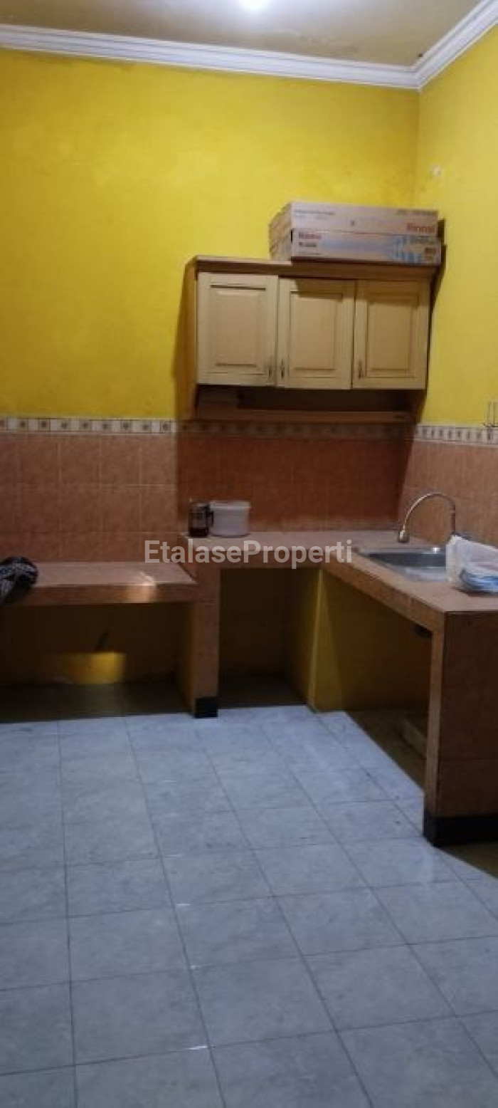 Foto properti Row  Jalan 9 Meter ‼️ Jual Rumah 2 Lantai  Perumahan Rewwin Waru Sidoarjo 3