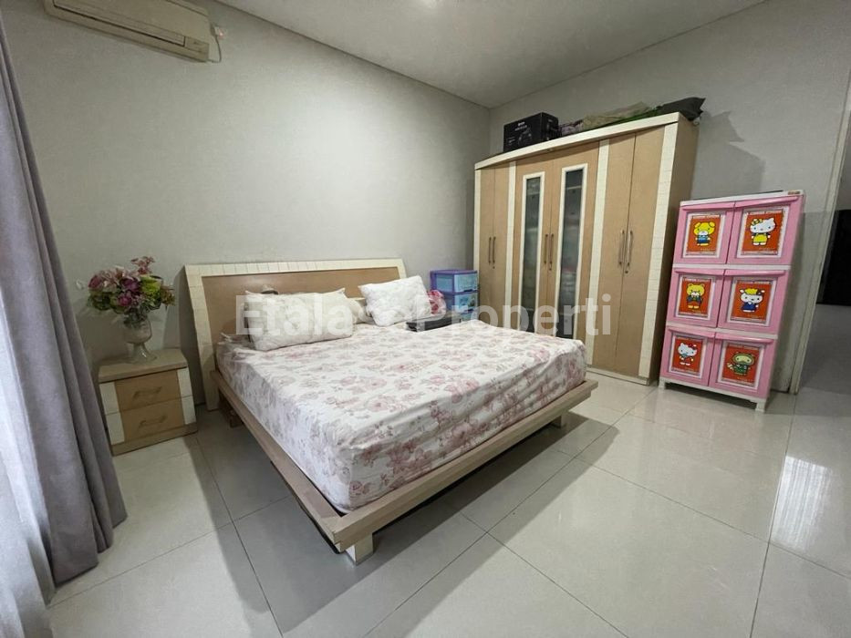 Foto properti Dijual Rumah Bagus Siap Huni Royal Residence 2