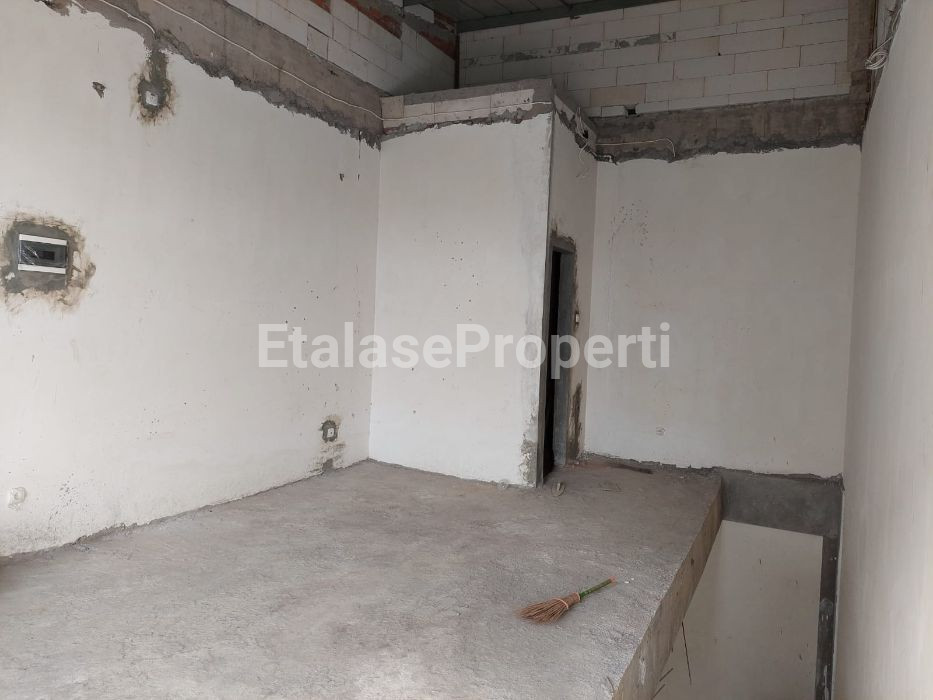 Foto properti Disewakan RUKO SERENADE ROYAL RESIDENCE Wiyung-Surabaya Barat 5