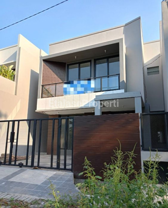 Foto properti *Dijual Rumah Baru Gress Taman Gayungsari Barat* 1