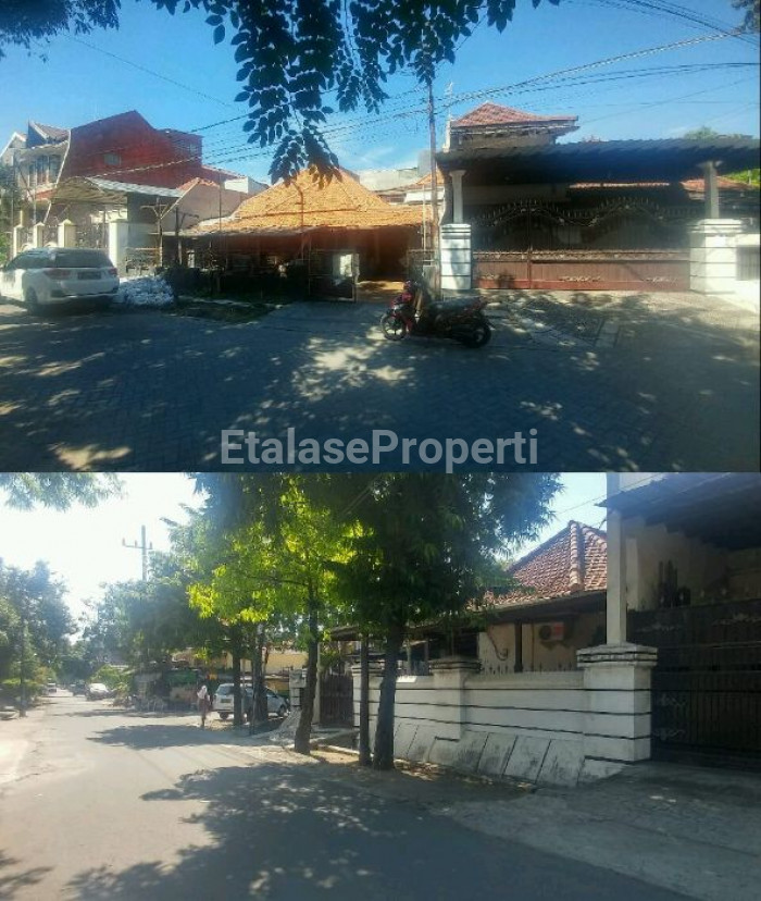 Foto properti Jual Cepat Rumah Cocok Untuk Usaha. 3 Rumah Jadi 1 1