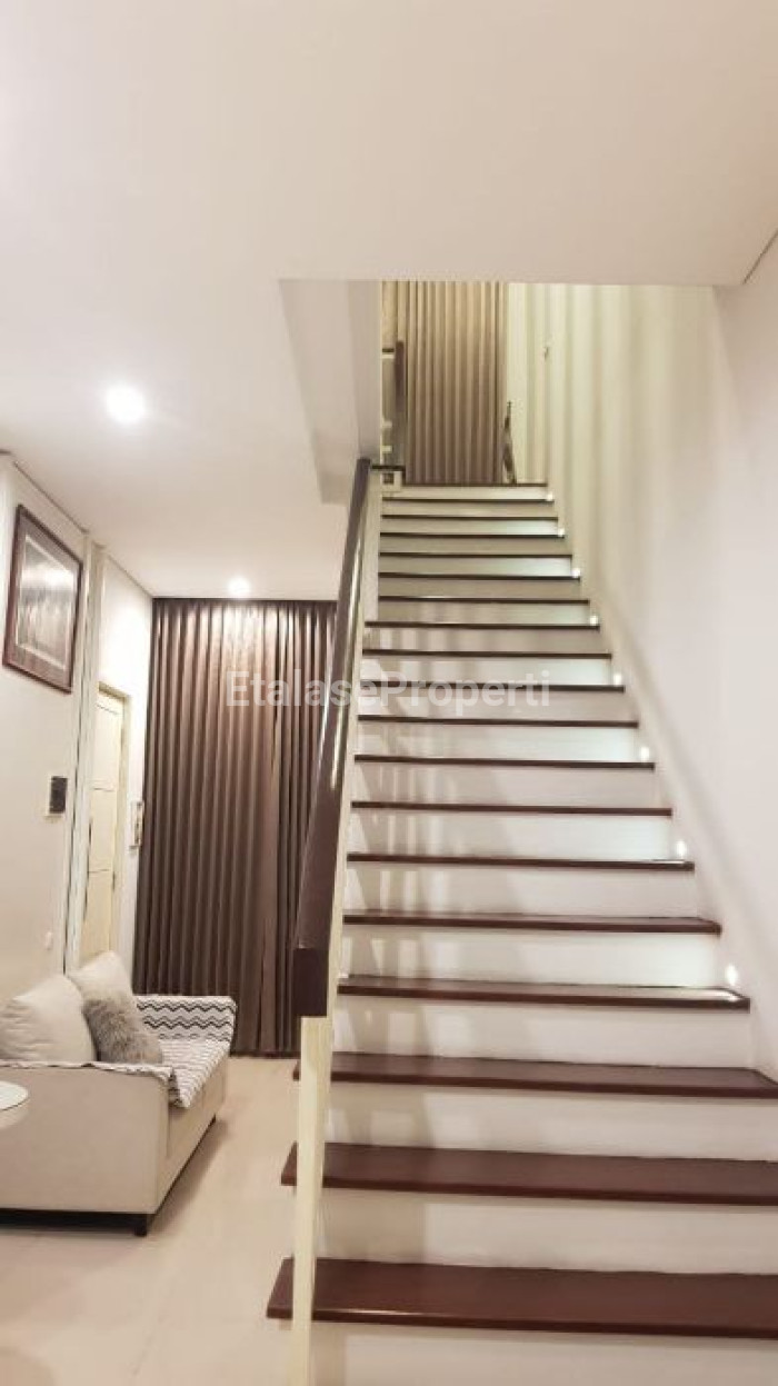 Foto properti Fully Furnished! Rumah Dharma Indah Regency Minimalis Mewah 2