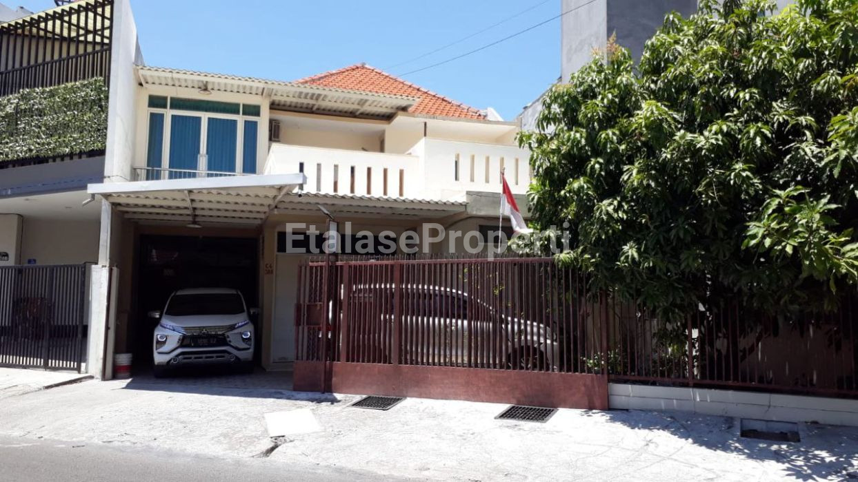 Foto properti Siap Huni Row 3 Mobil ‼️Jual  Rumah 2 Lantai Nginden Intan Barat Surabaya 1