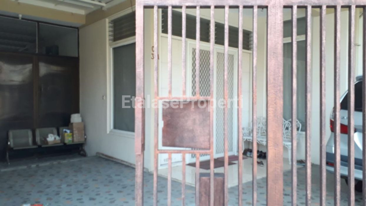 Foto properti Siap Huni Row 3 Mobil ‼️Jual  Rumah 2 Lantai Nginden Intan Barat Surabaya 3