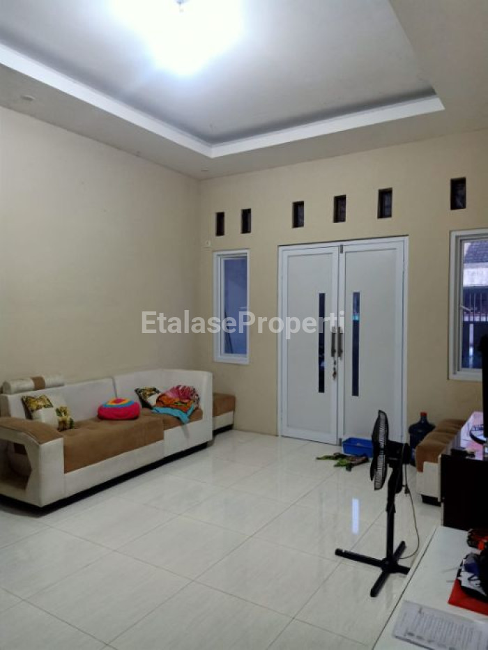 Foto properti SEWA RUMAH SIAP HUNI DI WISMA LIDAH KULON  SURABAYA BARAT. 1