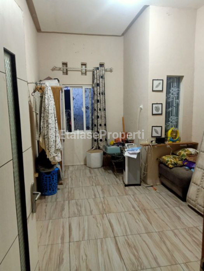 Foto properti SEWA RUMAH SIAP HUNI DI WISMA LIDAH KULON  SURABAYA BARAT. 4