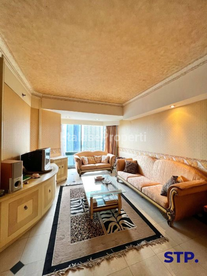 Foto properti Jual Cepat! Apartemen Taman Anggrek Tower 8 Furnished Mewah  Tower 8 Lantai 28 1