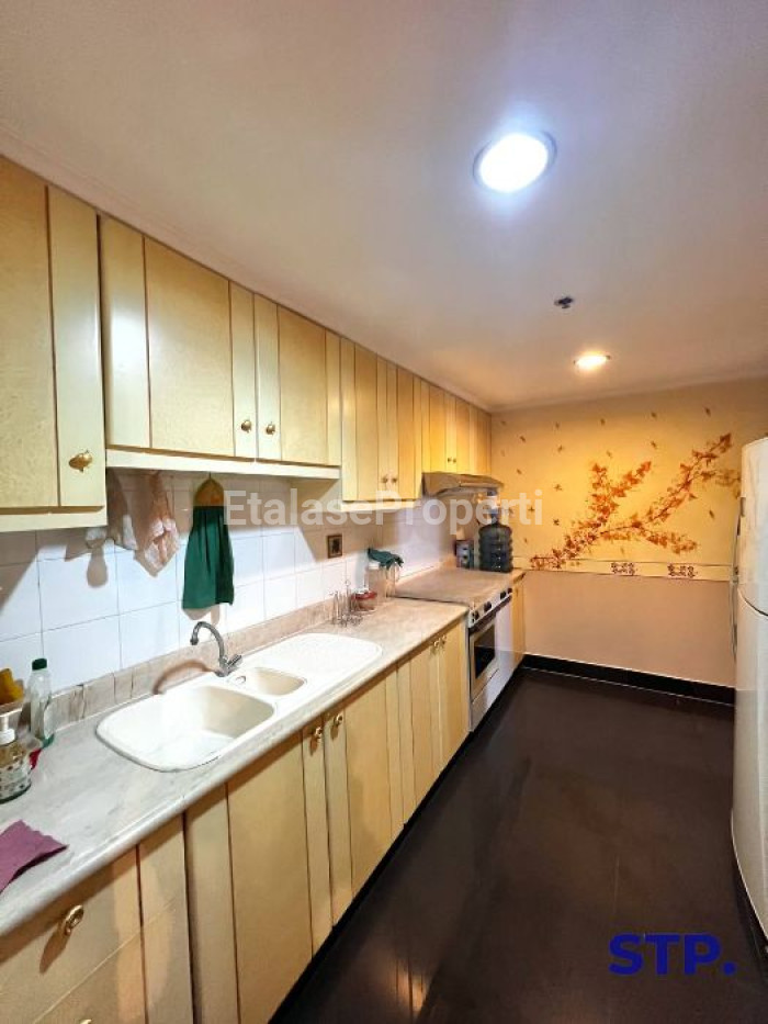 Foto properti Jual Cepat! Apartemen Taman Anggrek Tower 8 Furnished Mewah  Tower 8 Lantai 28 8