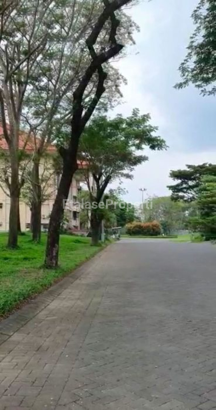 Foto properti Tanah Bukit Golf Mediterania Siap Bangun Lokasi Strategis Di  Citraland Surabaya Barat 5