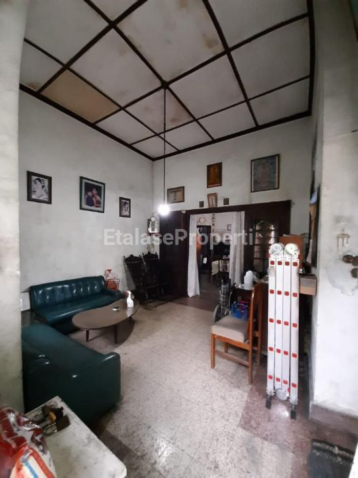 Foto properti Jual/Sewa Tanah Hook Bonus Bangunan Lama  Jalan Sulawesi Pusat Kota Strategis 3