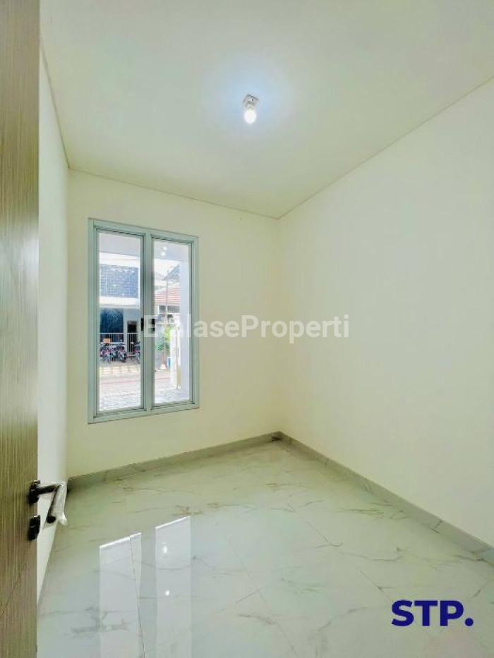 Foto properti Turun Harga - Rumah Baru 2 Lantai Pondok Tjandra Cluster Mangga 7