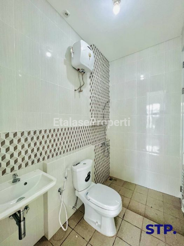 Foto properti Turun Harga - Rumah Baru 2 Lantai Pondok Tjandra Cluster Mangga 9
