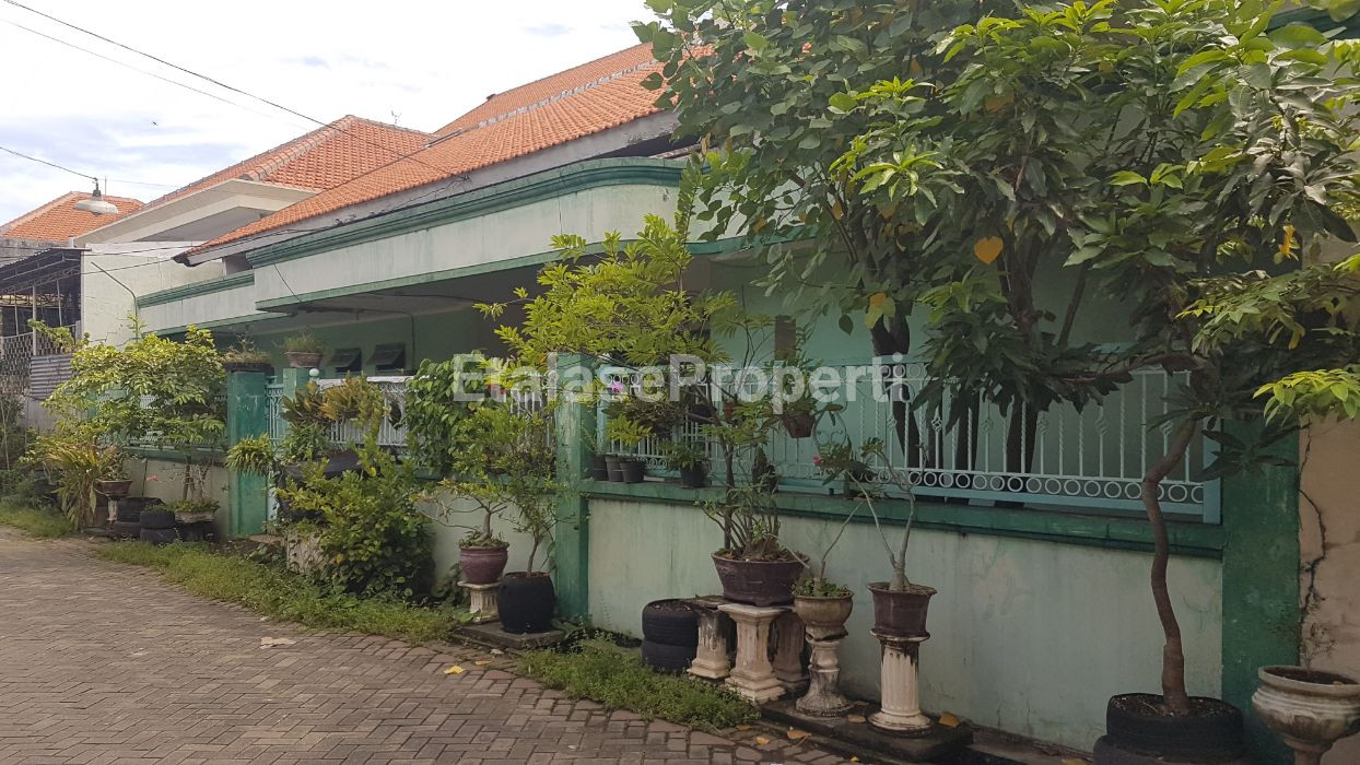 Foto properti Dijual Rumah Dan Tempat Usaha 3kavling Siap Huni Karang Empat 5