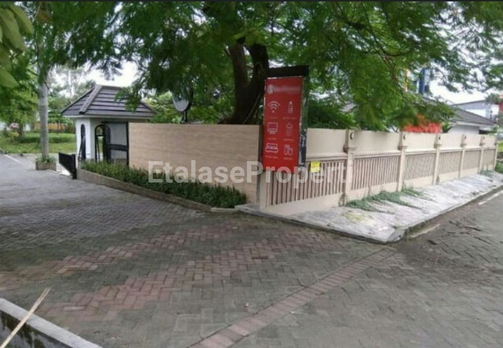 Foto properti Dijual Hotel Bintang 2 Wiyung Surabaya Barat 1