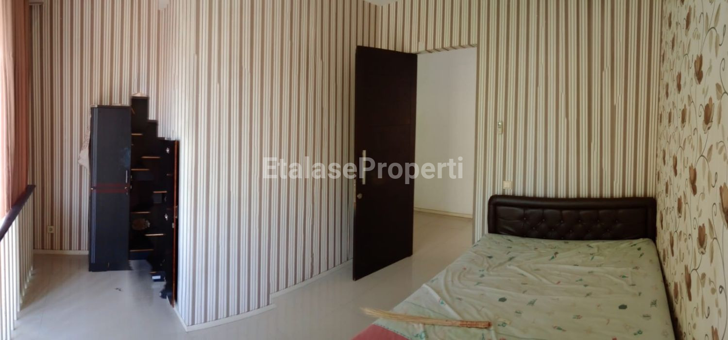 Foto properti SEWA RUMAH SIAP HUNI 2 LANTAI, CLUSTER NEWTOWN HILL, CITRALAND,  SURABAYA BARAT 3