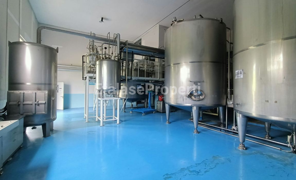 Foto properti JUAL PABRIK MINUMAN &  MESIN MESIN NYA ( BARU 2 TAHUN),  DI MOJOSARI, JAWA TIMUR 5