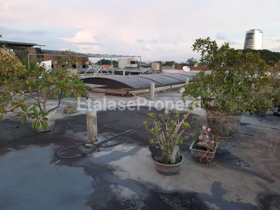 Foto properti Dijual Rumah Kost 3 Lantai Di Siwalankerto 6