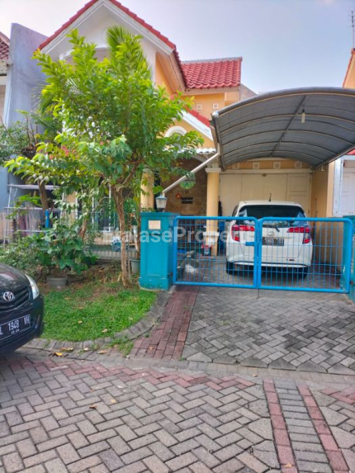 Foto properti Dijual Rumah Di Villa Valencia Surabaya Barat 2