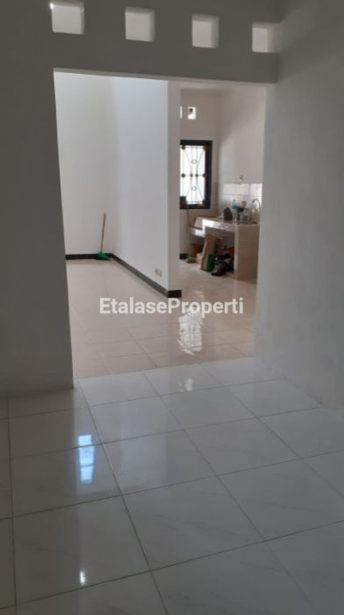 Foto properti Di Jual Rumah Di Puri Surya Jaya Cluster VanCouver 2
