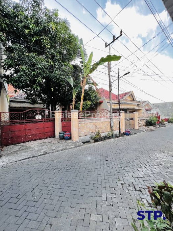 Foto properti Jual Cepat, Rumah Hitung Tanah Di Dukuh Setro, Gading, Kenjeran 2