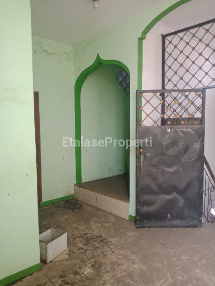 Foto properti Dijual Rumah Htg Tanah Tropodo Waru Sidoarjo Dkt Juanda Pondok Chandra 6