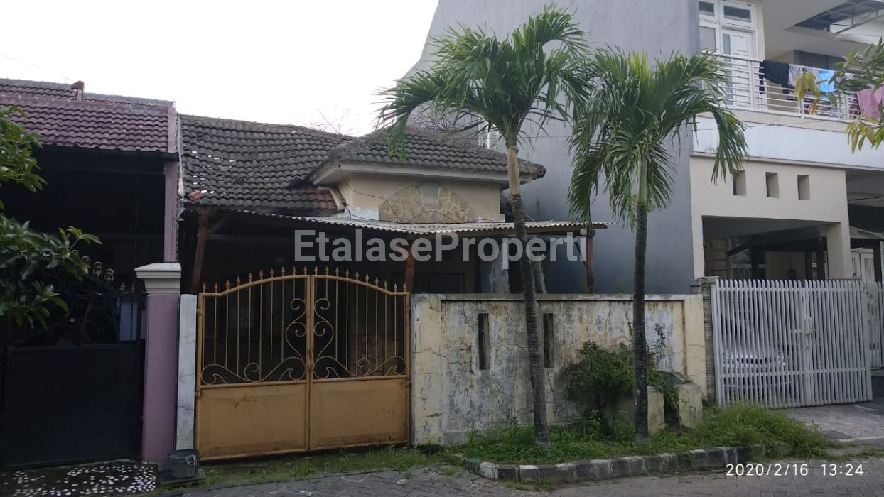 Foto properti Dijual Rumah Htg Tanah Permata Safira Lidah Kulon Lakarsantri Wiyung 1