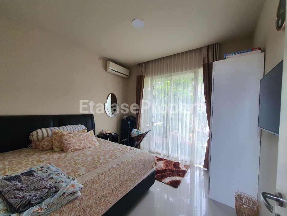 Foto properti Dijual Rumah Royal Residence 3