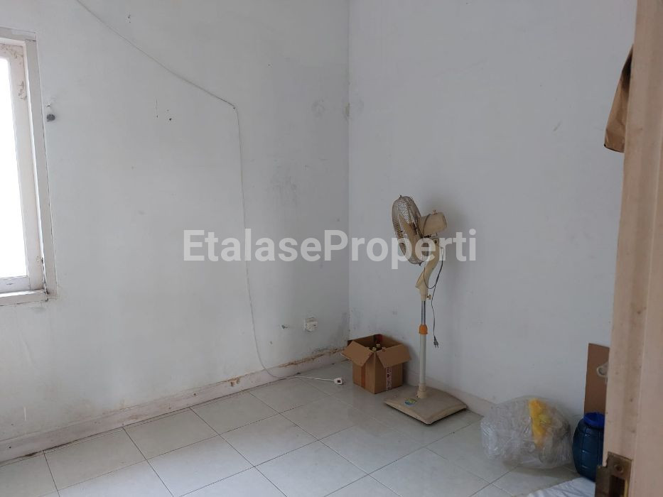 Foto properti Dijual Rumah Wirausaha Di Puri Suryajaya 4