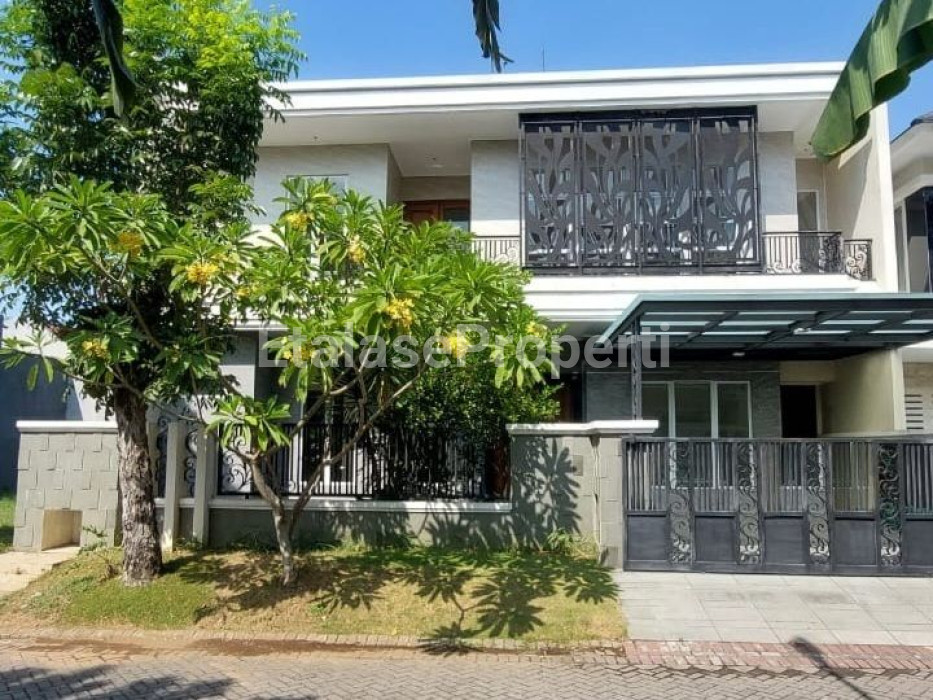 Foto properti DIJUAL RUMAH DI GRAHA FAMILI BLOK SS SURABAYA BARAT 1