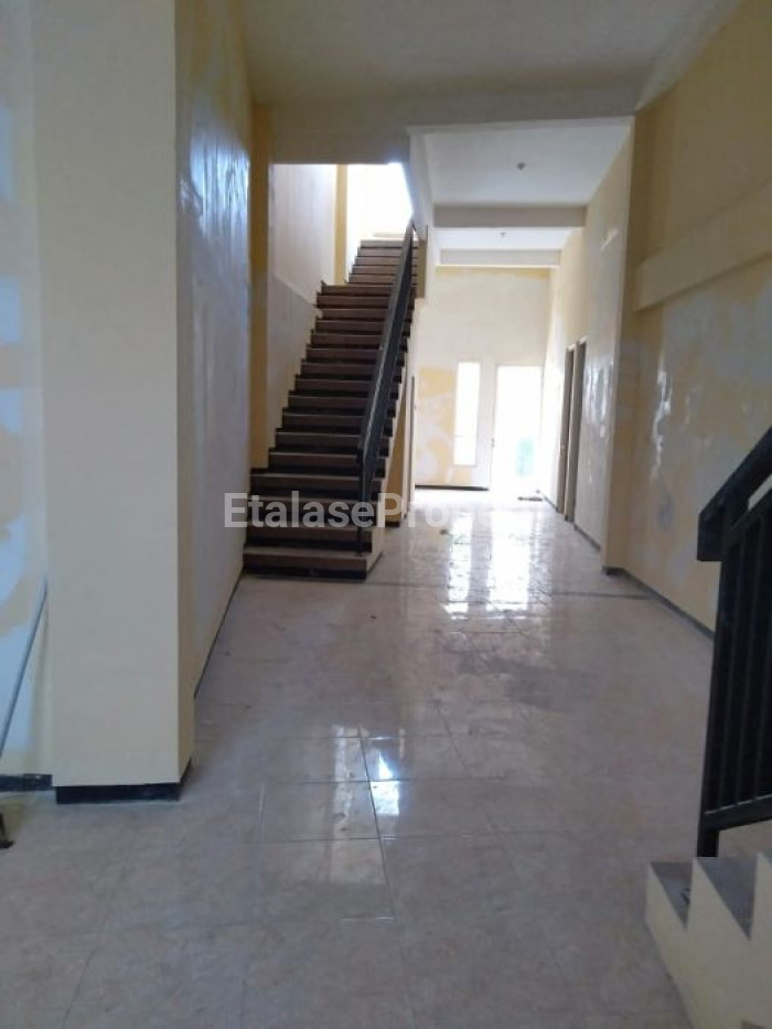 Foto properti DISEWAKAN RUKO BARU RAYA PENGAMPON  Dekat Pasar Atom, Jagalan, Kalianyar. 1