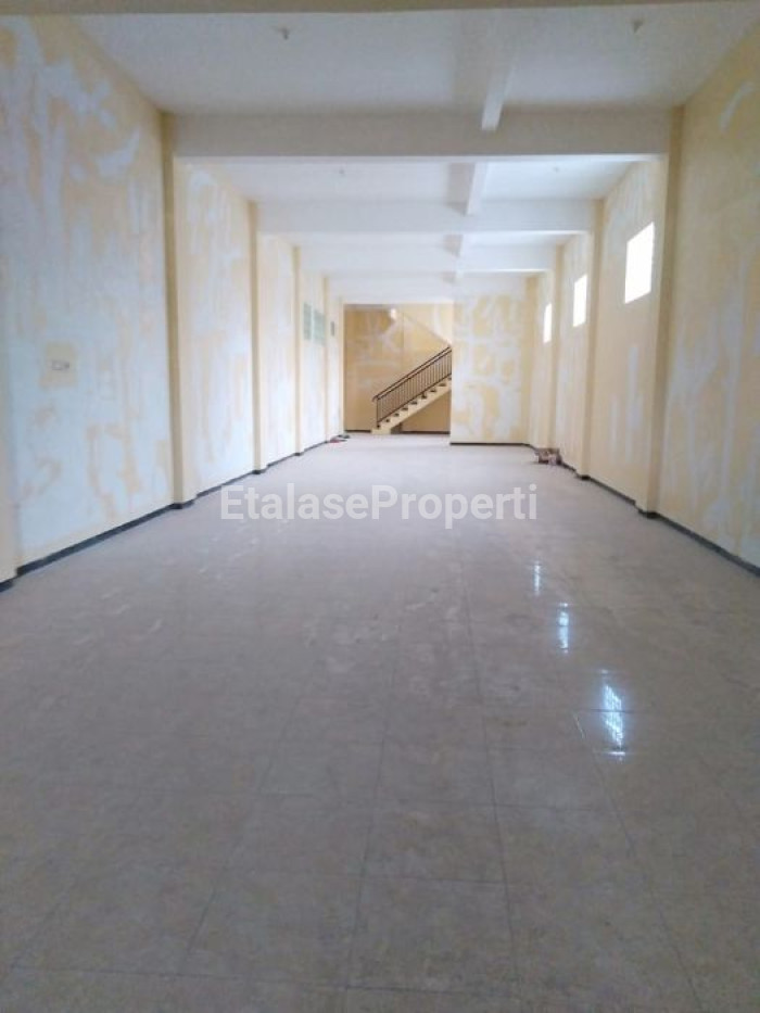 Foto properti DISEWAKAN RUKO BARU RAYA PENGAMPON  Dekat Pasar Atom, Jagalan, Kalianyar. 2