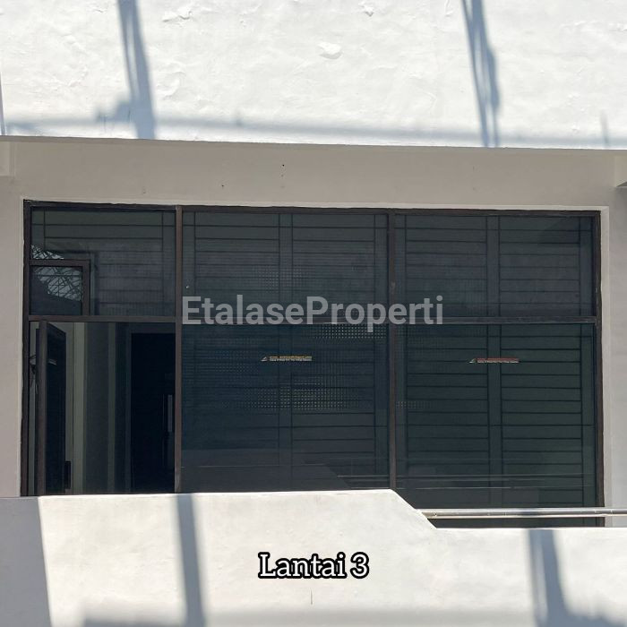 Foto properti Jual Murah Ruko 3 Lantai Jalan Ambengan Surabaya Pusat 6