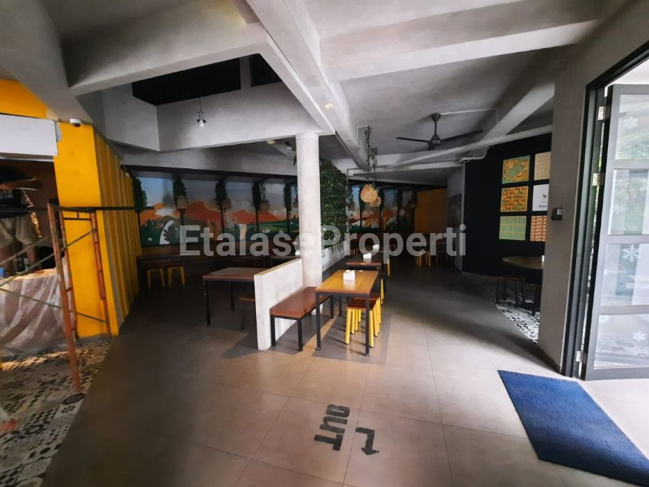 Foto properti Disewakan Bangunan Komersial Strategis Jl. Kusuma Bangsa 2